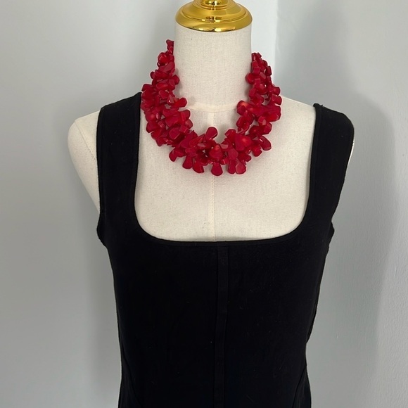 NoBrand Jewelry - Genuine two strand coral leaves